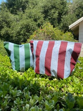 BAGGU Go Pouch set of 2 large in vacation stripe